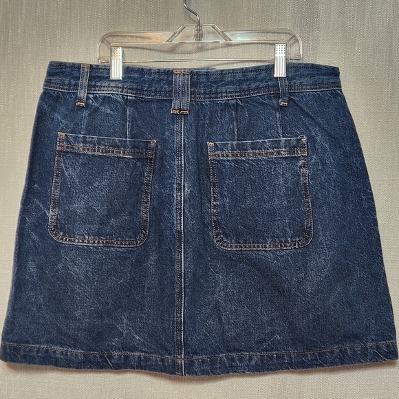 LOFT Button Front Flap Pockets Cotton Denim Blue Jean Skirt Size 12 - Picture 2 of 7